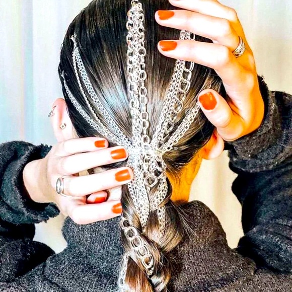 SHEIN Other - SHEIN Chain Clip In Hair Accessory